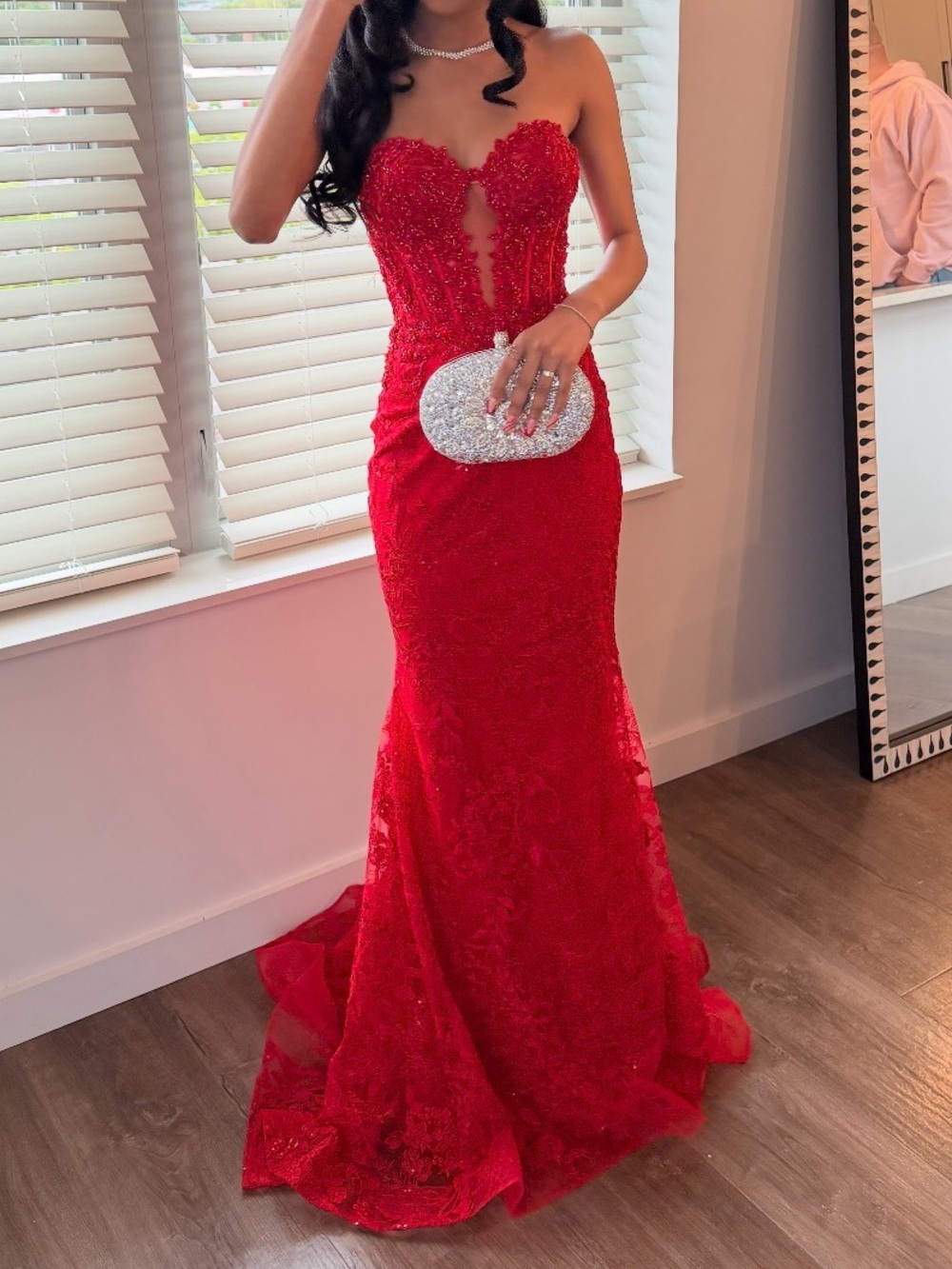 Strapless Red Lace Mermaid Evening Dress